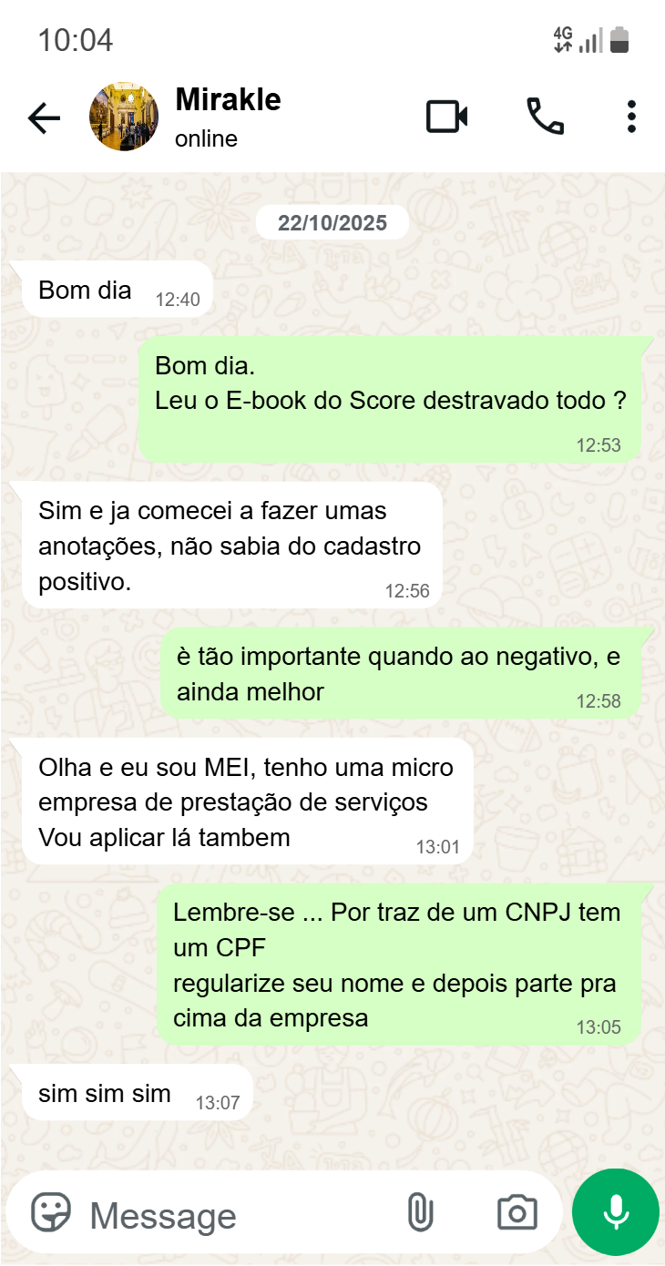 Print de tela de celular mostrando Score aumentando para 900 pontos